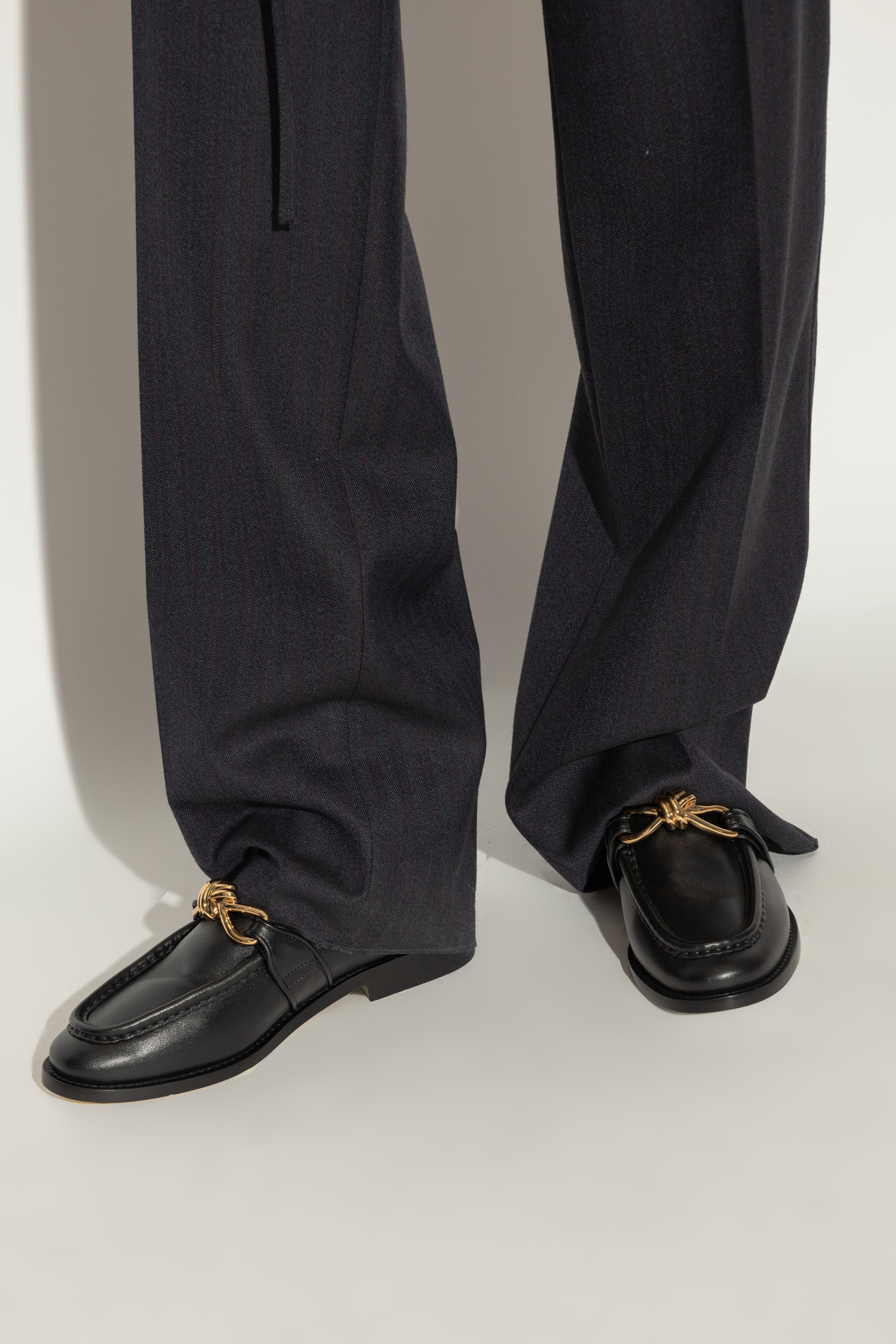 【BOTTEGA VENETA】 アステア ローファー 796697 V4R30 1000 BOTTEGA VENETA】 アステア ローファー 796697 V4R30 1000